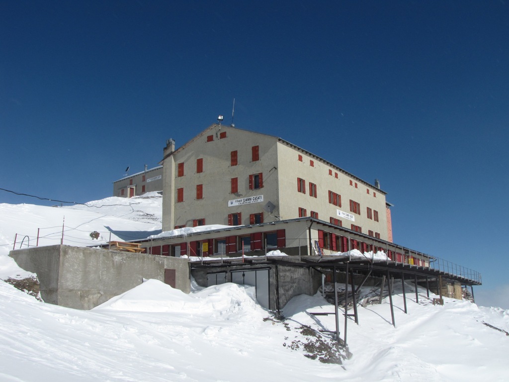 Rifugi e Bivacchi d''Italia.......